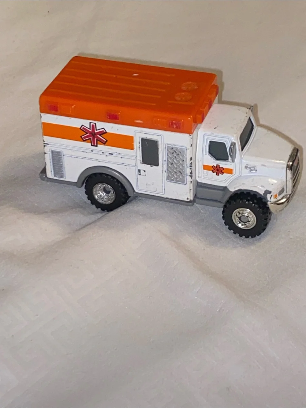 Tonka White and Orange Rescue Ambulance Toy Truck #140506A
